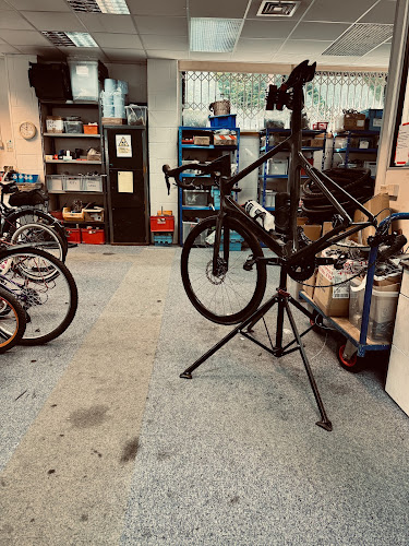 Negocio Maidenhead Cycle Hub Workshop