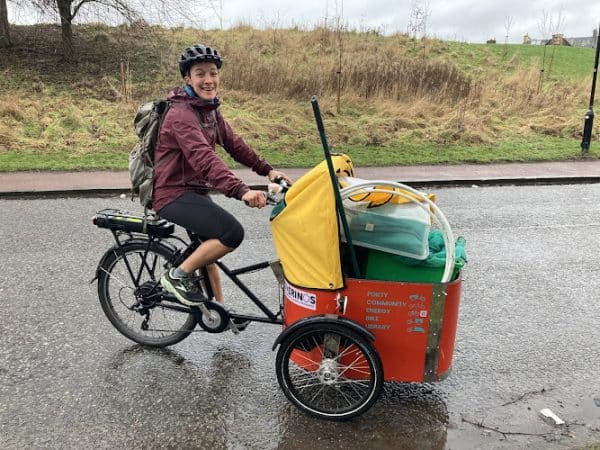 Negocio Porty Active Travel Hub