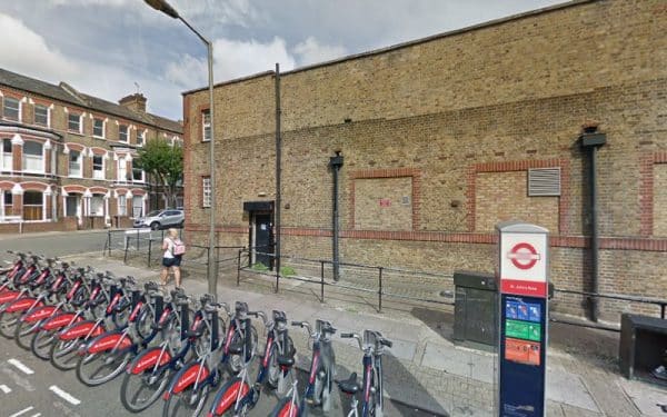 Negocio Santander Cycles: St. John's Road, Clapham Junction